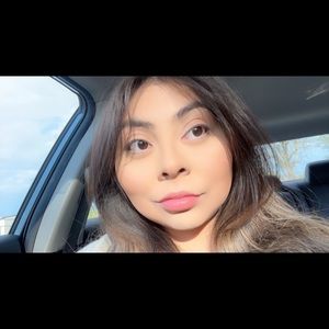 Meet your Posher, Mariela